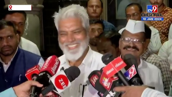 Dadaji Bhuse addressing a public gathering